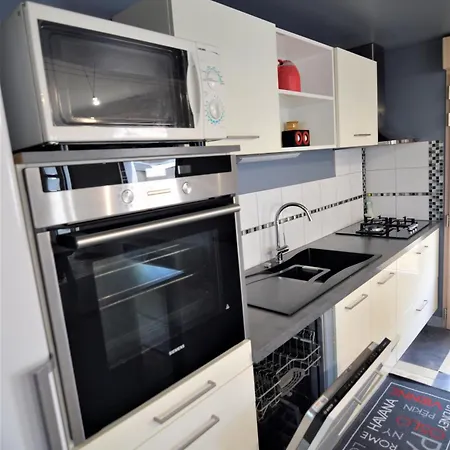 Maison Independante Climatisee A Deux Pas Des Plages, Confort Et Detente Assures * رويا