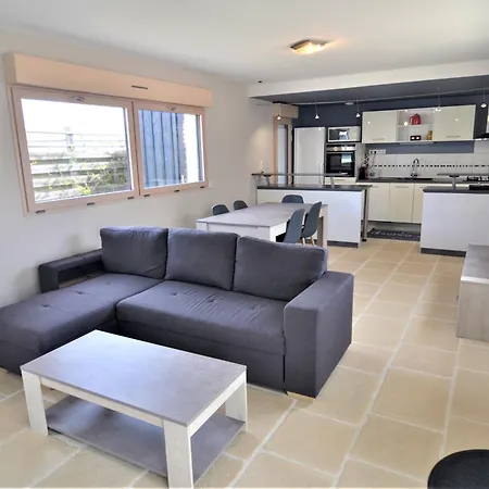 Maison Independante Climatisee A Deux Pas Des Plages, Confort Et Detente Assures * رويا