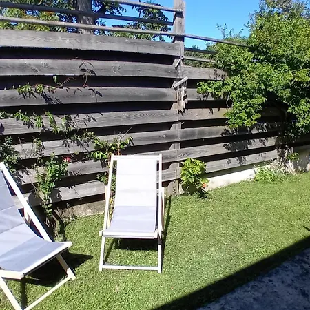 Dom wakacyjny Maison Independante Climatisee A Deux Pas Des Plages, Confort Et Detente Assures *